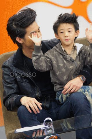 ~ โตโน่ อัดรายการ บอก 9 เล่าสิบ ~