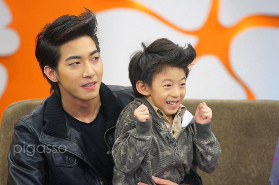 ~ โตโน่ อัดรายการ บอก 9 เล่าสิบ ~