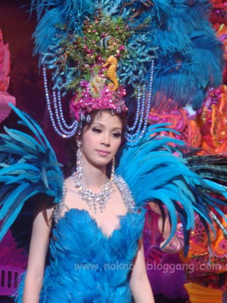 การประกวด Miss Rianbow Queen รอบชุดประจำชาติ