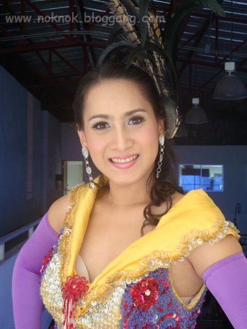 การประกวด Miss Rianbow Queen รอบชุดประจำชาติ