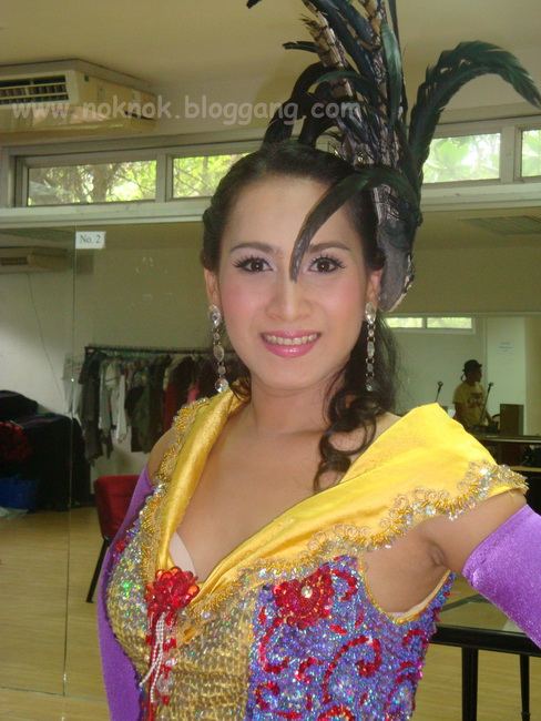 การประกวด Miss Rianbow Queen รอบชุดประจำชาติ