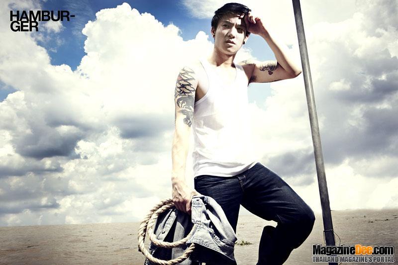 HAMBURGER vol. 8 no. 148 October 2010