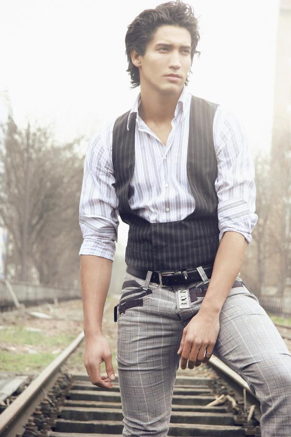 นายแบบกางเกงใน ROSSO