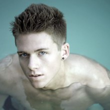 Steve D ใครชอบหนุ่มเจาะหัว(นม)บ้าง