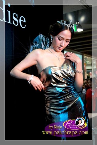 โก๊ยก่อน เดี๋ยวสู้ Nicole ไม่ได้