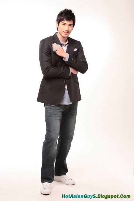 Hot Taiwanese super model - Godfrey Gao Yi Xiang