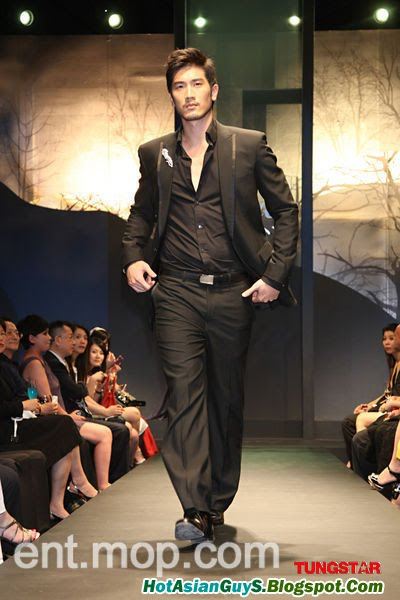 Hot Taiwanese super model - Godfrey Gao Yi Xiang