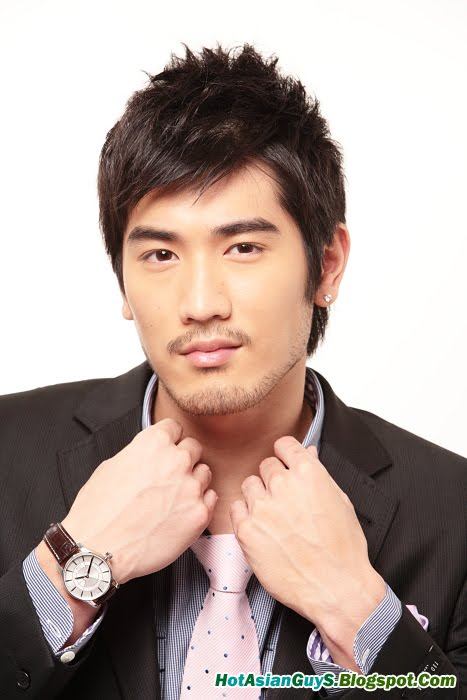 Hot Taiwanese super model - Godfrey Gao Yi Xiang