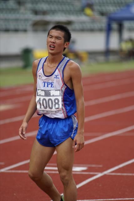 รอบชิดติดสนาม กรีฑาเยาวชน