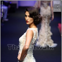 Thailand Fashion Expo 2010 ชุดราตรีสวยจังถ้านางงามไทยได้เป็นชุดราตรีหลักก็คงเลิศน่าดู