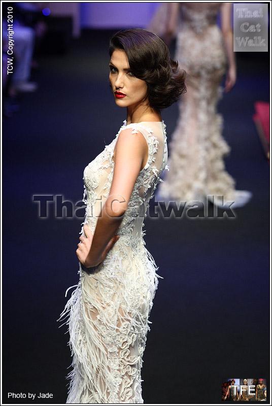 Thailand Fashion Expo 2010 ชุดราตรีสวยจังถ้านางงามไทยได้เป็นชุดราตรีหลักก็คงเลิศน่าดู