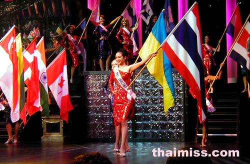 Mrs.World คนแรกของประเทศไทย