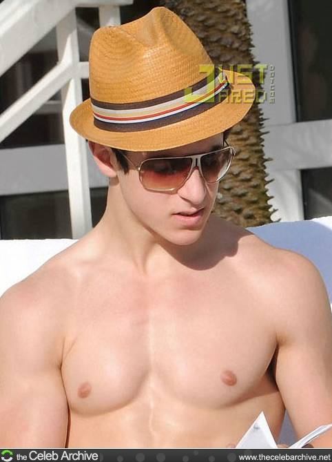 ดารา เด็กน้อยฝรั่ง