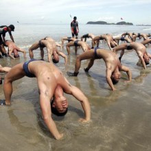 ทหารเกรณ์เกาหลี ภาคสอง พร้อมภาพลังฝึกฮาๆจี๊ดอีกเล็กน้อย