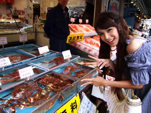 น้องฟิล์ม หรือ น้องข้าวฟ่าง จากแฝดนะยะ