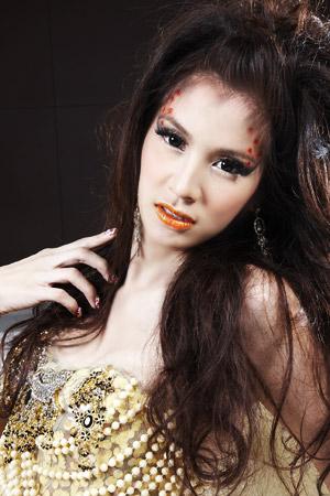 น้องฟิล์ม หรือ น้องข้าวฟ่าง จากแฝดนะยะ