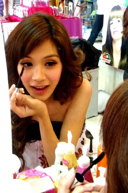 น้องฟิล์ม หรือ น้องข้าวฟ่าง จากแฝดนะยะ