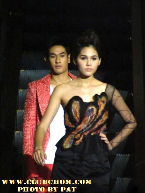 ชมพู่ ประชันสวยกับ พลอย ดูเอาเองแล้วกันว่าเกิดอะไรขึ้น