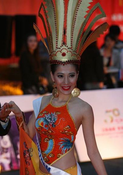 National Custom : Miss Vietnam International 2010