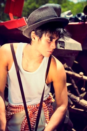 ดาราจีน andy chen หล่อน่ะค่ะ