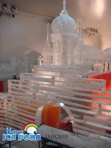 Hatyai Ice Dome ทุ่มงบก่อสร้างกว่า 20 ล้านเนรมิต 16 สถาปัตยกรรมระดับโลก