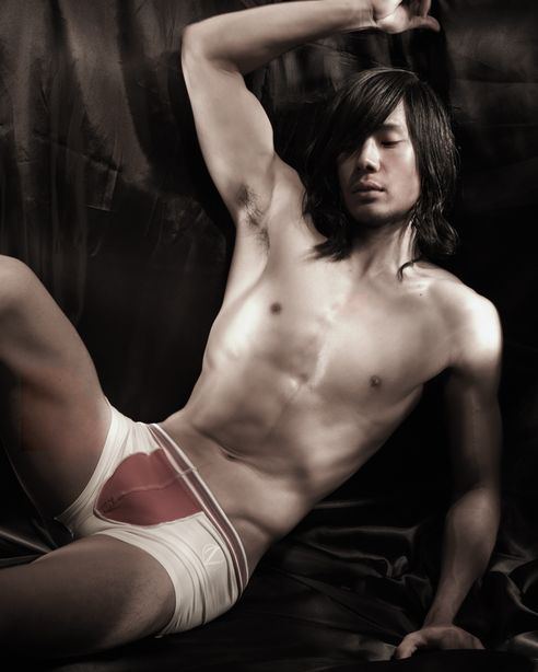 หนุ่มญี่ปุ่นผมยาว หล่ออ่ะ