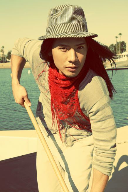 หนุ่มญี่ปุ่นผมยาว หล่ออ่ะ