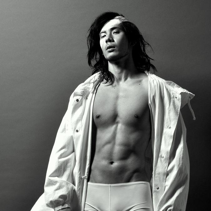 หนุ่มญี่ปุ่นผมยาว หล่ออ่ะ