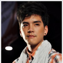 นิว วงศกร และเหล่าพระเอกดังร่วมเดินแบบในงานwoman live