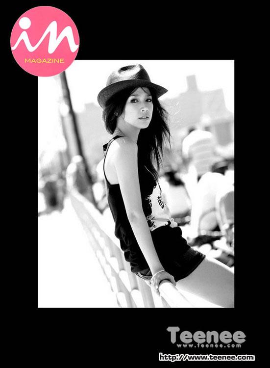 อั้ม และ ชมพู่ กับภาพ Photo Book และงานเปิดตัวหนังสือ