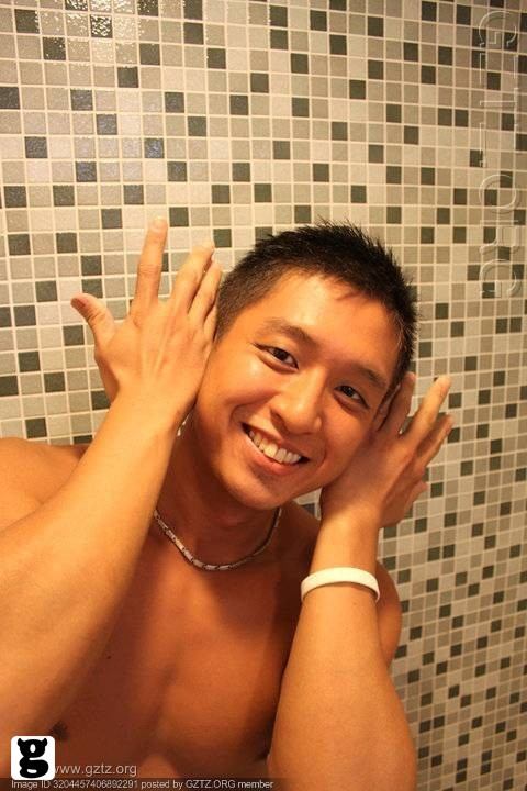 ใหญ่...ป่ะ