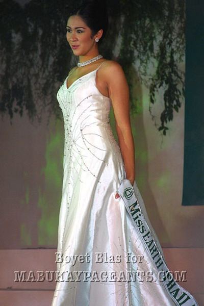 Miss Thailand Earth 2001