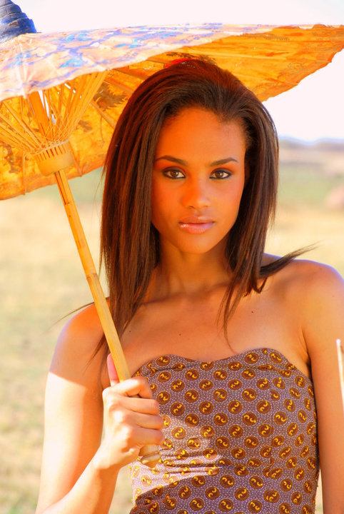 อันดับที่ 1 - Miss Botswana World 2010
