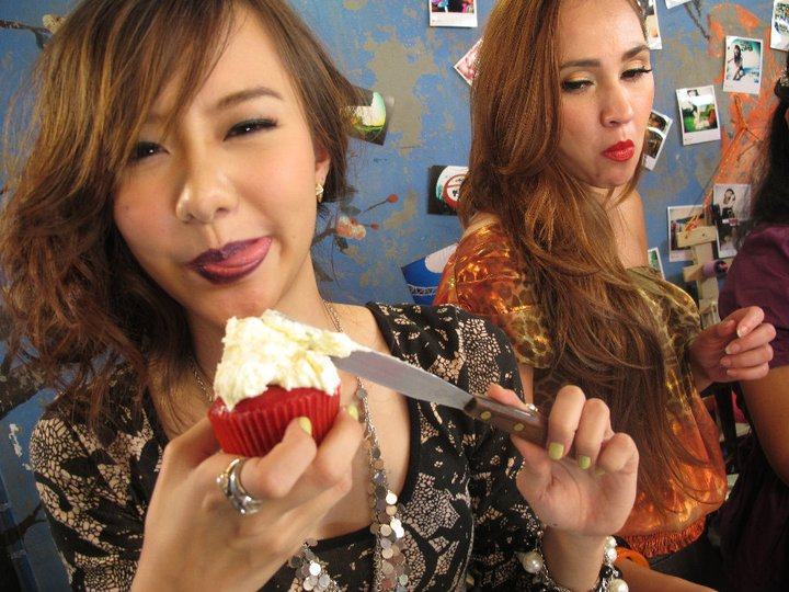 สาระแน บุก รายยการSisterday  Happy Halloween