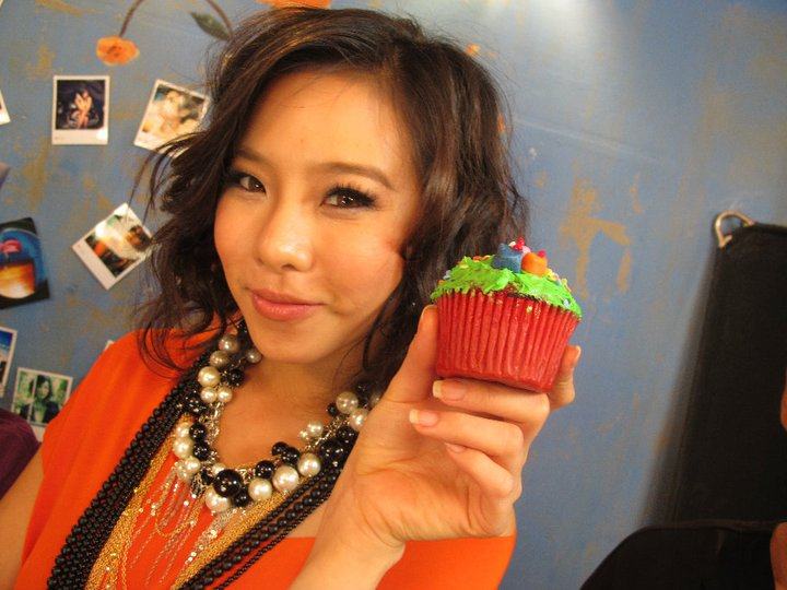 สาระแน บุก รายยการSisterday  Happy Halloween