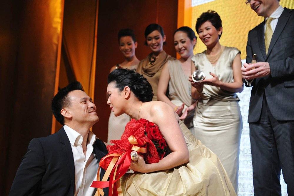 แบมจากงาน Pond's โกลด์ เรเดียนซ์ และเหล่าเซเล็บ