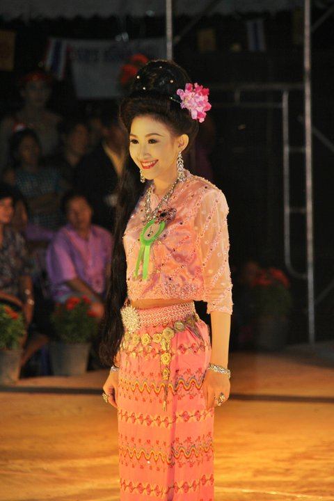 ประกวดเทพบุตรเทพธิดาข้าวทิพย์ ประจำปี 2553 เชียงราย