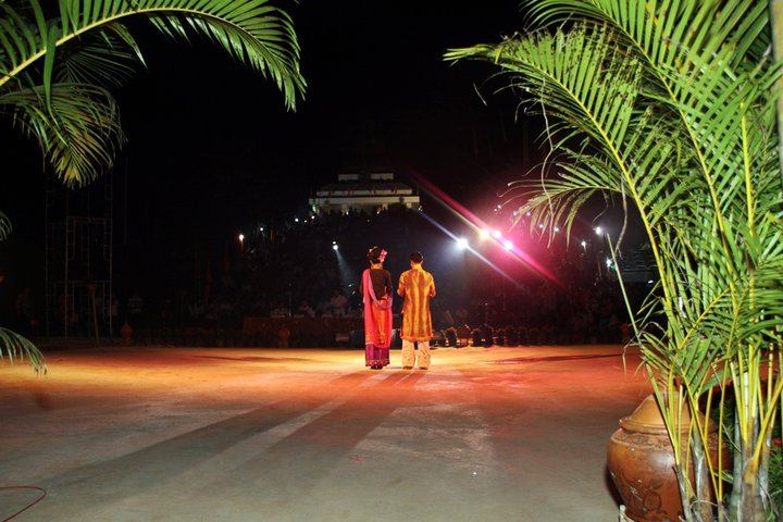 ประกวดเทพบุตรเทพธิดาข้าวทิพย์ ประจำปี 2553 เชียงราย