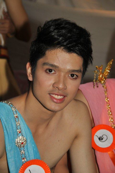 ประกวดเทพบุตรเทพธิดาข้าวทิพย์ ประจำปี 2553 เชียงราย