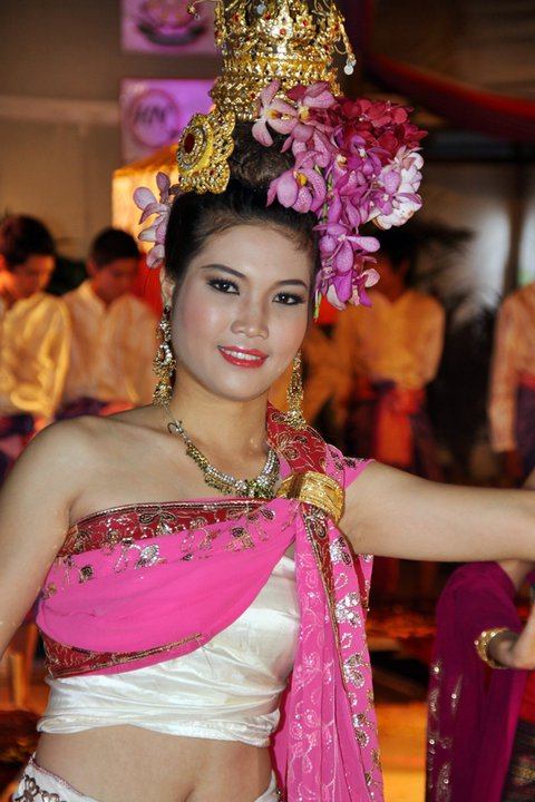 ประกวดเทพบุตรเทพธิดาข้าวทิพย์ ประจำปี 2553 เชียงราย