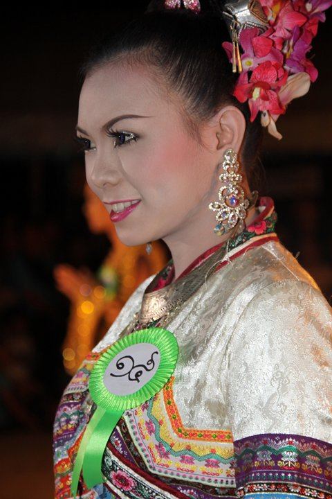 ประกวดเทพบุตรเทพธิดาข้าวทิพย์ ประจำปี 2553 เชียงราย