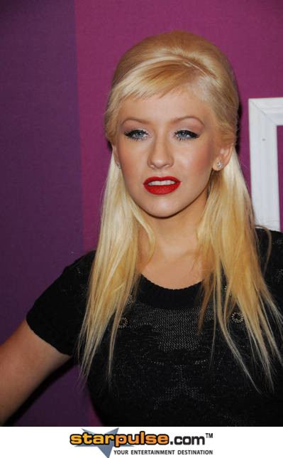 Christina เธอสวยแรง เสียงเธอไม่เคยทำให้ผิดหวังเลยจริงๆ