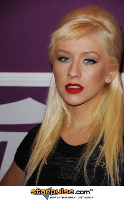 Christina เธอสวยแรง เสียงเธอไม่เคยทำให้ผิดหวังเลยจริงๆ