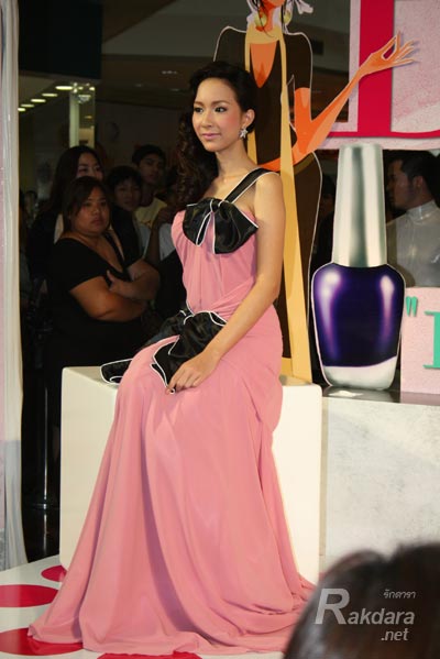 เธอสวยขึ้นนะตั้งแต่เข้าวงการ