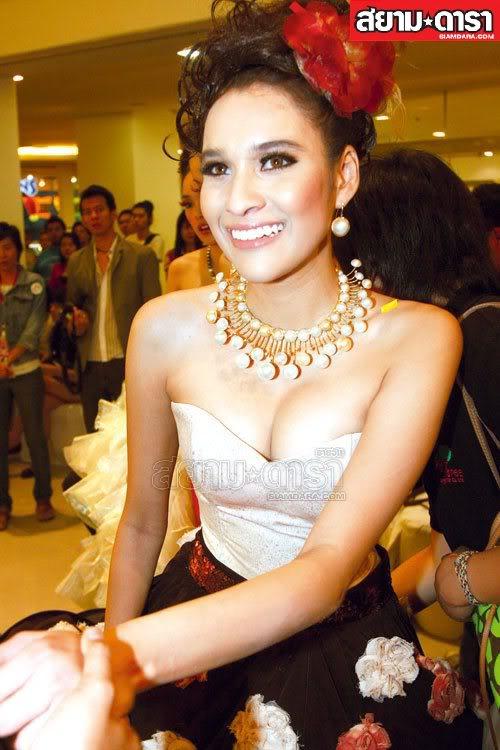 คุณแดงเตรียมบท เปีย ใน คมพยาบาท ไว้รอหยาดแล้ว