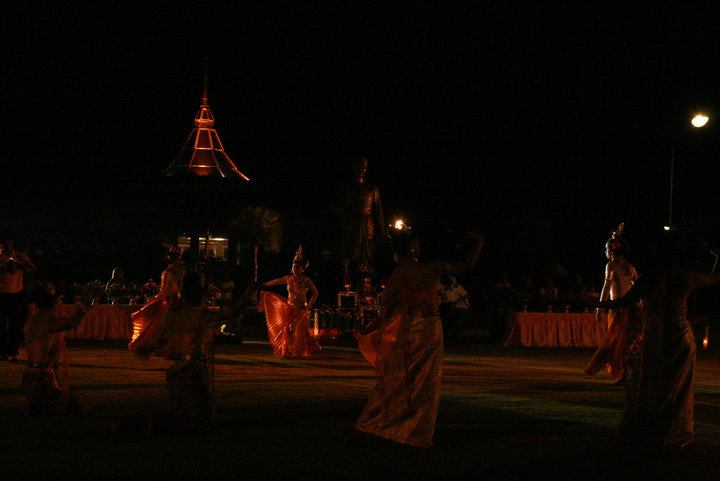 ส่งพระรูปเสด็จพ่อร๕