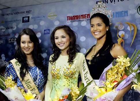 Miss Earth 2010 ก็เีริ่มโปรโมทแล้วเหมือนกันนะ เปิดแถลงข่าวการจัดประกวดที่เวียดนาม