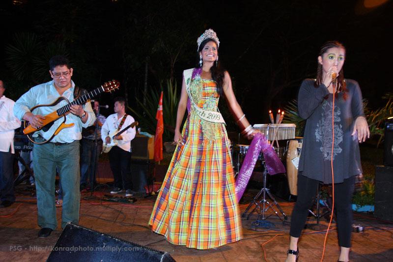 LARISSA RAMOS // MISS EARTH 2009 ใครจับให้เธอใส่ชุดแบบนี้ เห็นแล้วนึกถึง...????