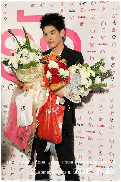 อวบอ้วน งานแถลงข่าว ภาพยนตร์เรื่อง รัก