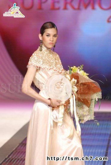 T16 อนิสา นูกราฮา คว้าตำแหน่ง Thai Supermodel 2010